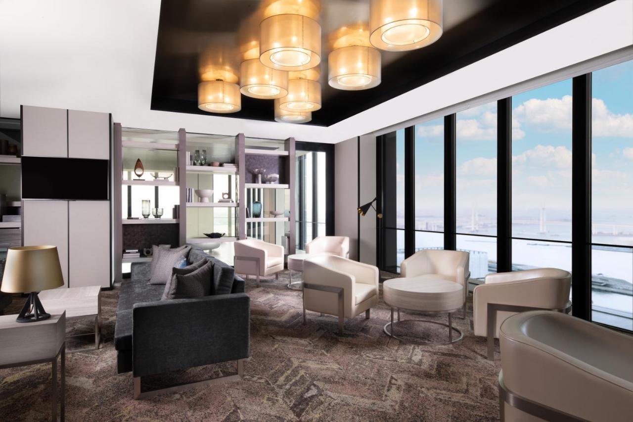 Oakwood Suites Yokohama Jokohama Zewnętrze zdjęcie The interior of a typical Sky Villa